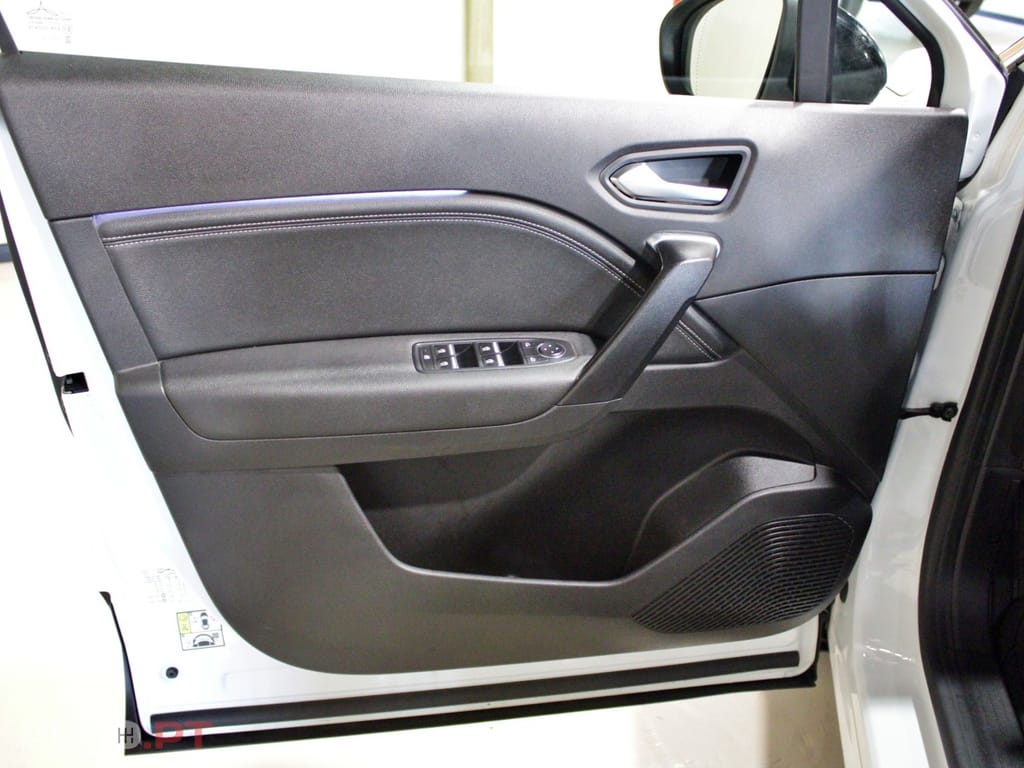 Renault Captur 1.0 TCe Techno Bi-Fuel