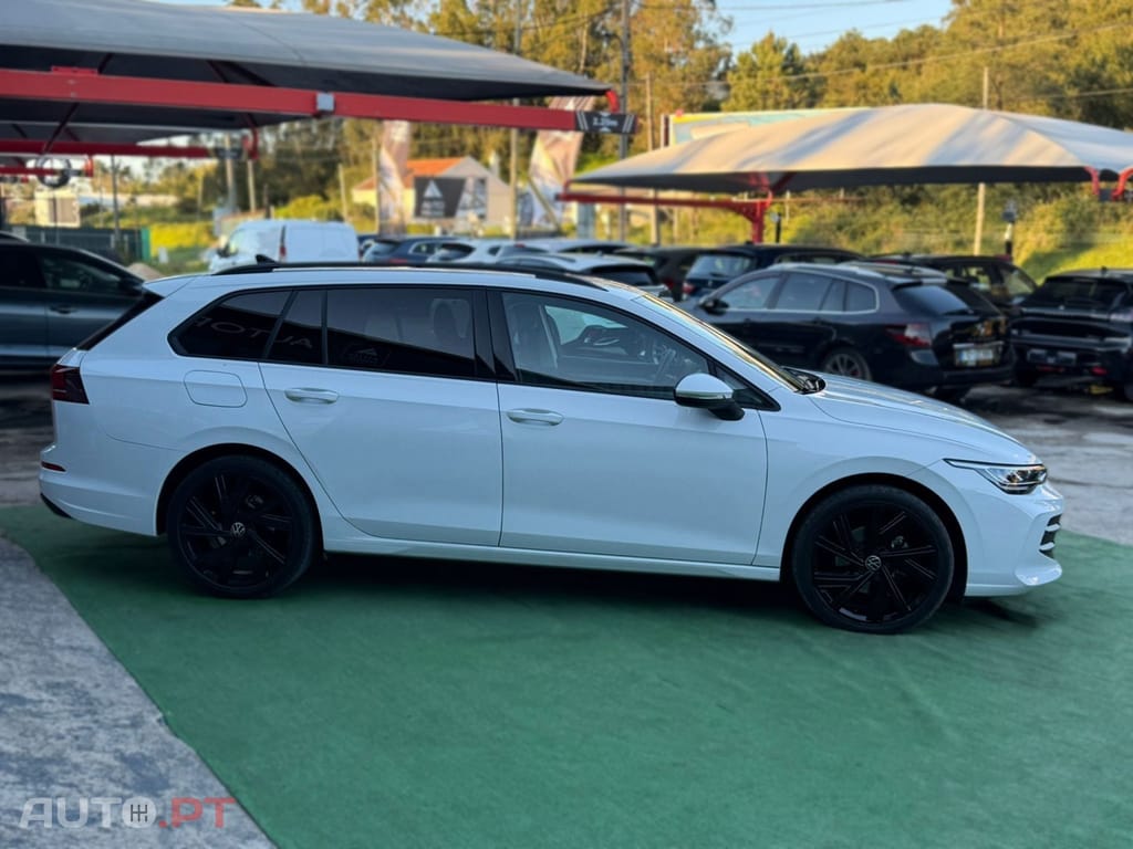 Volkswagen Golf Variant 1.5 eTSI R-Line DSG