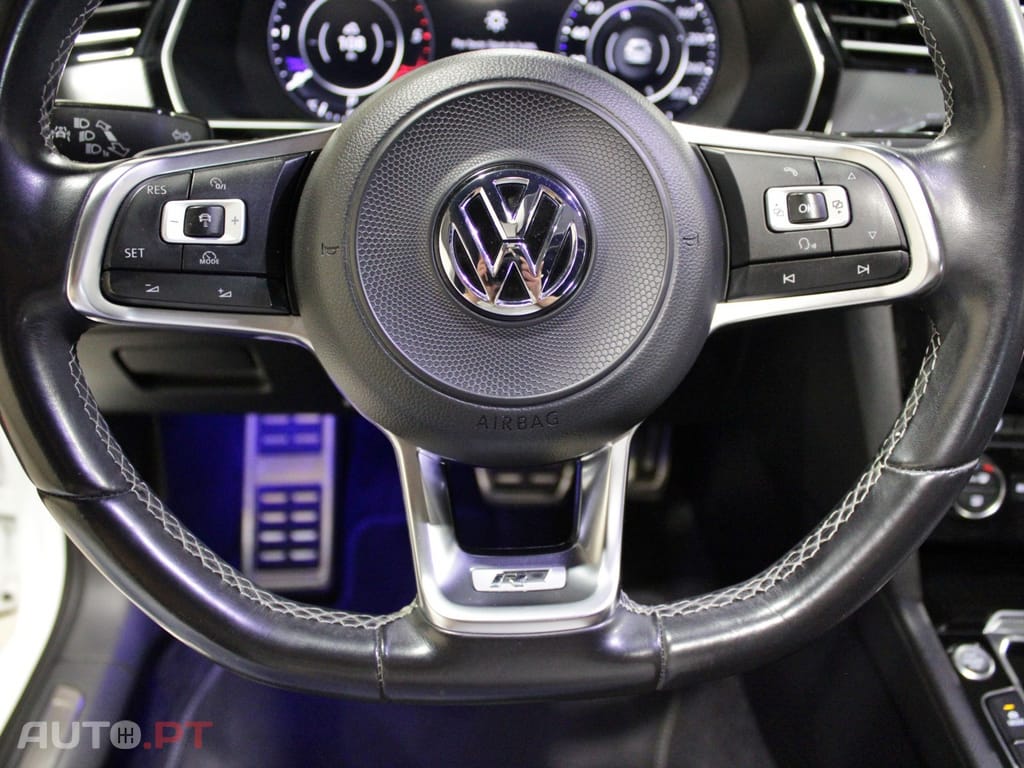 Volkswagen Arteon 2.0 TDI R-Line DSG 4Motion
