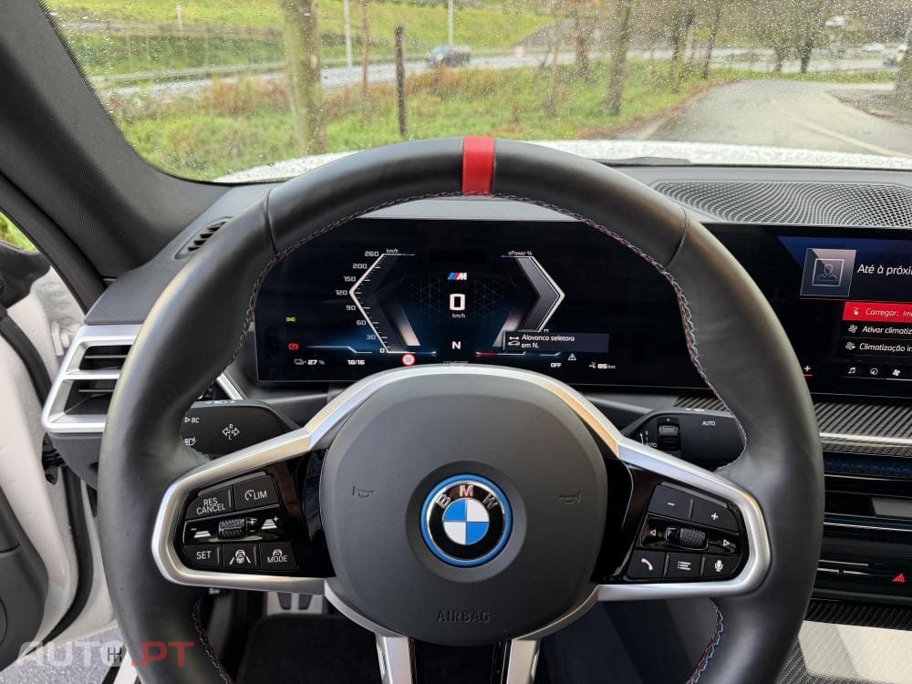 BMW i4 M50 Pack Desportivo M Pro
