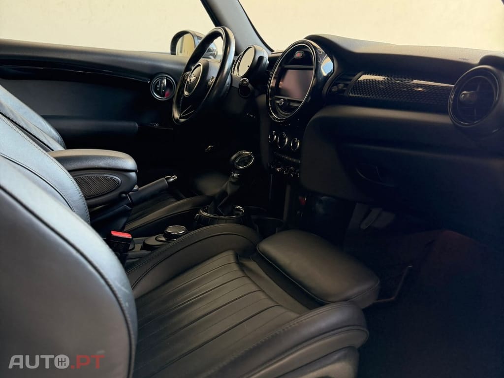 MINI Cooper Cooper SD Aut.