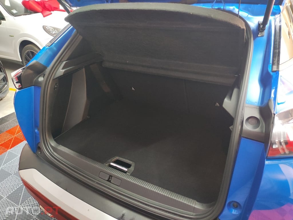Peugeot 2008 1.2 PureTech Allure Pack
