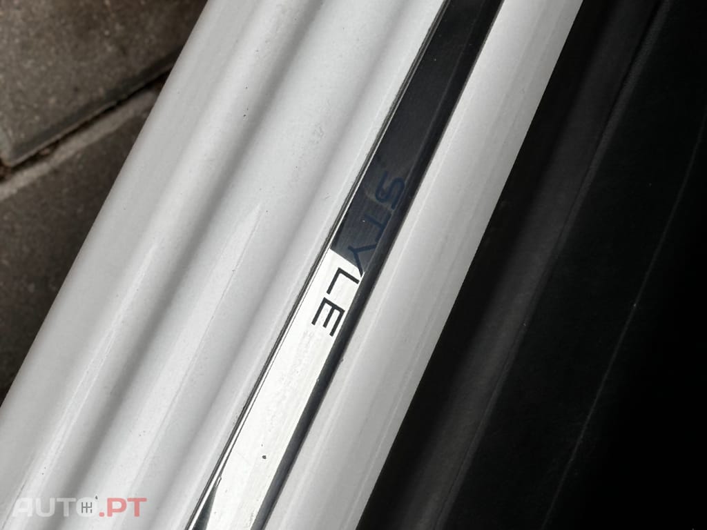 Peugeot 208 1.2 PureTech Style
