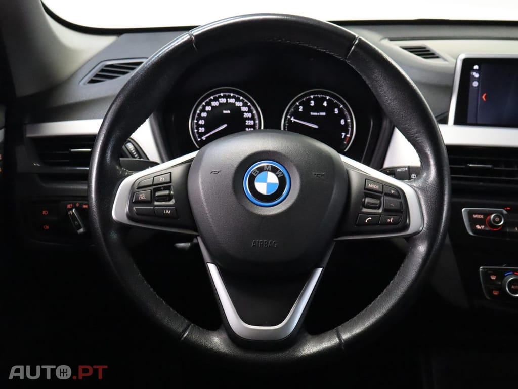 BMW X1 xDrive25e