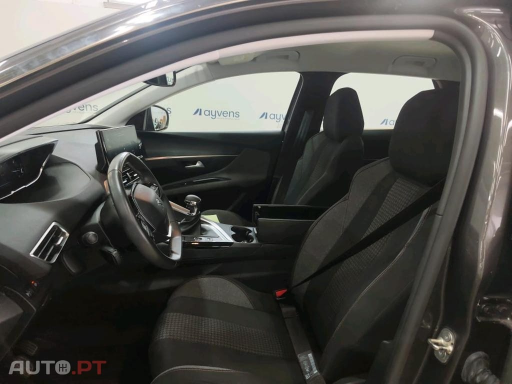 Peugeot 3008 1.5 BlueHDi Active Pack