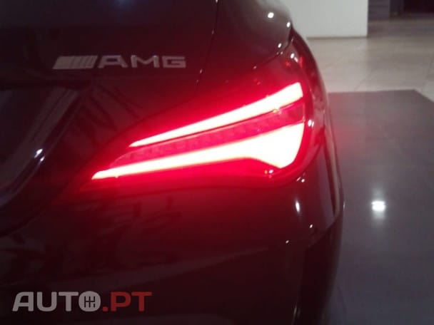 Mercedes-Benz CLA 180 d Shooting Brake