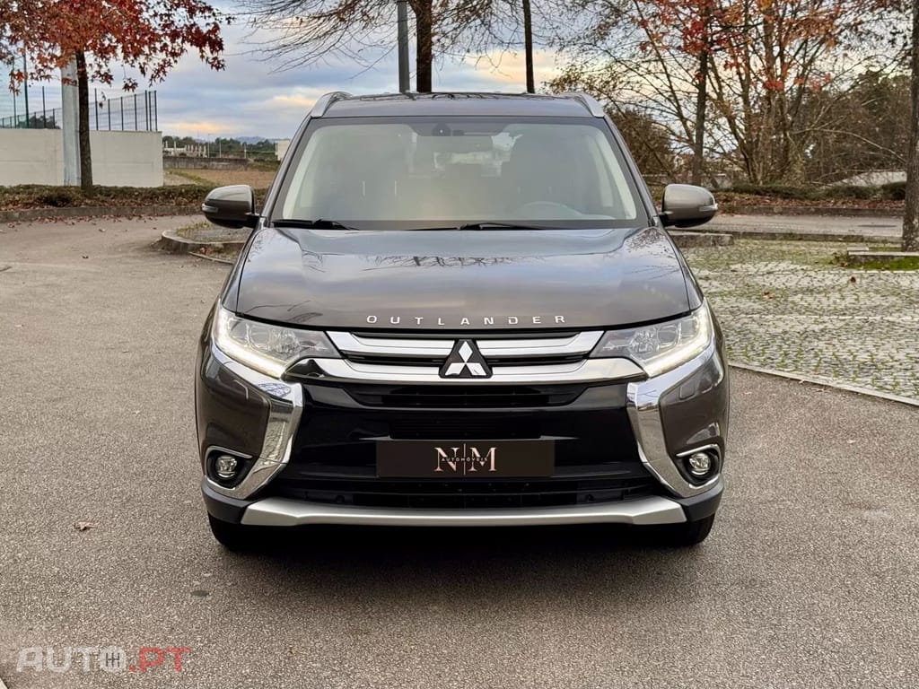 Mitsubishi Outlander 2.2 DI-D Intense