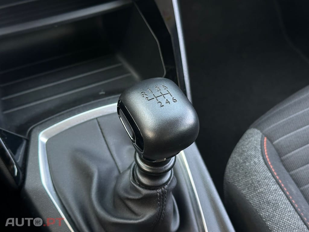 Peugeot 2008 1.5 BlueHDi Allure