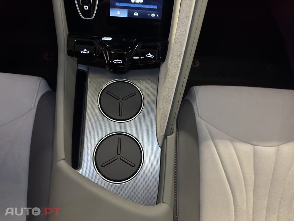 MG Cyberster 77 kWh RWD