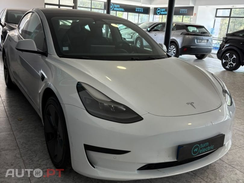 Tesla Model 3 Tração Traseira
