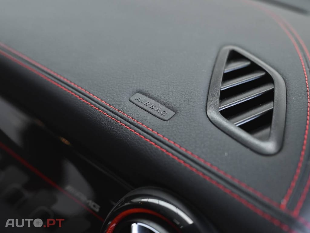 Mercedes-Benz CLA 45 AMG 4Matic Speedshift 7G-DCT