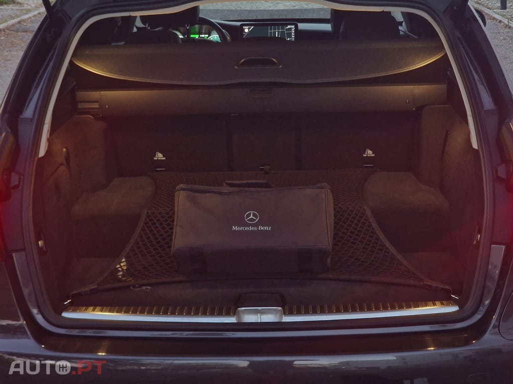 Mercedes-Benz C 300 DE T 9G-TRONIC Avantgarde