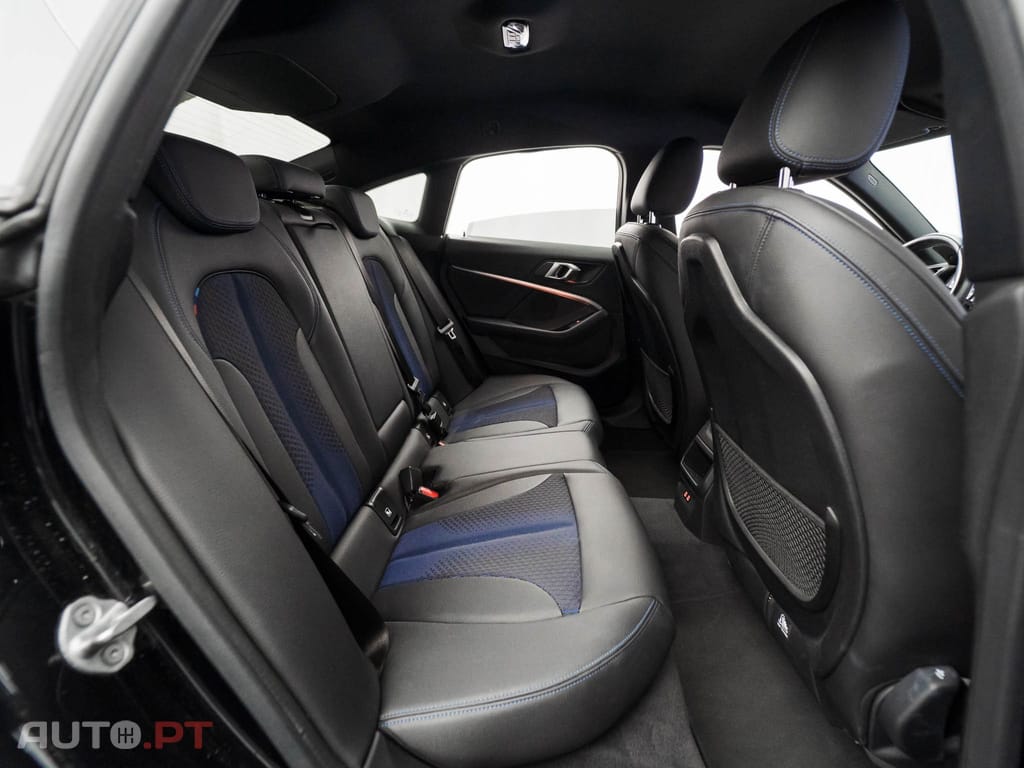 BMW 216 d Pack Desportivo M