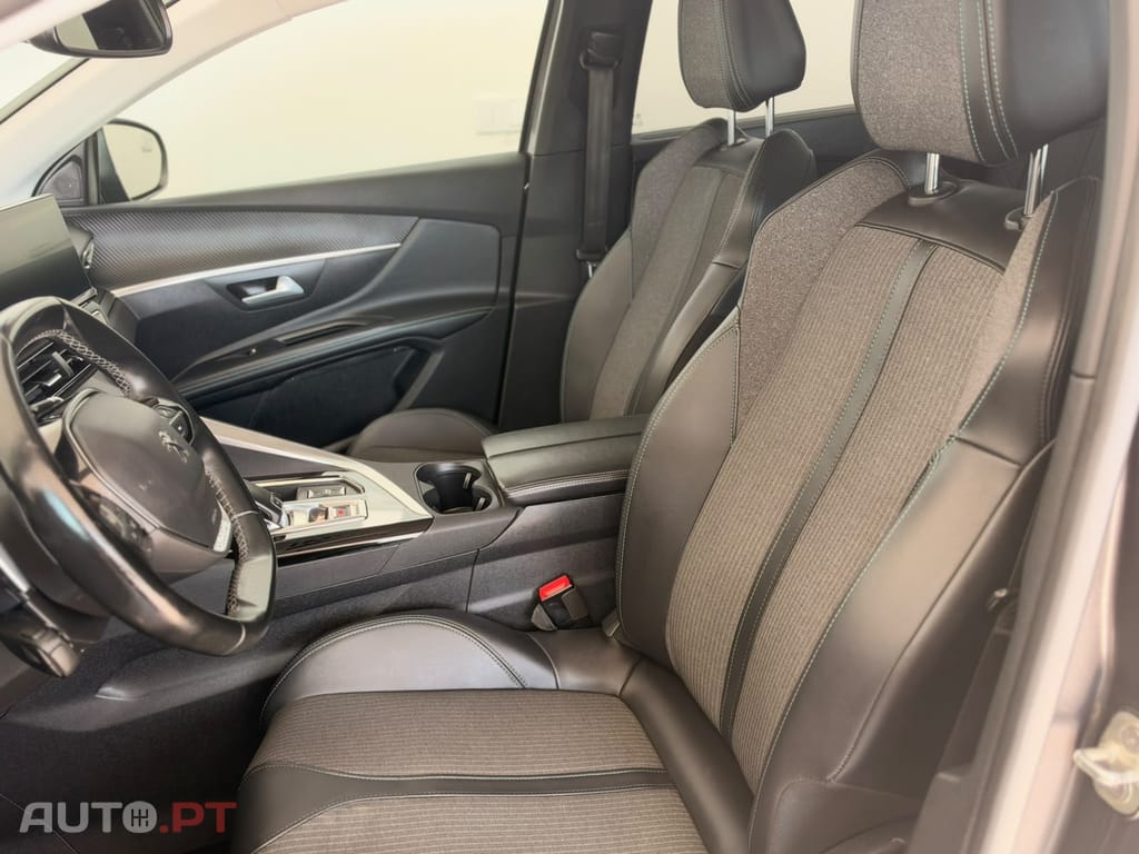 Peugeot 5008 1.5 BlueHDi Allure Pack EAT8