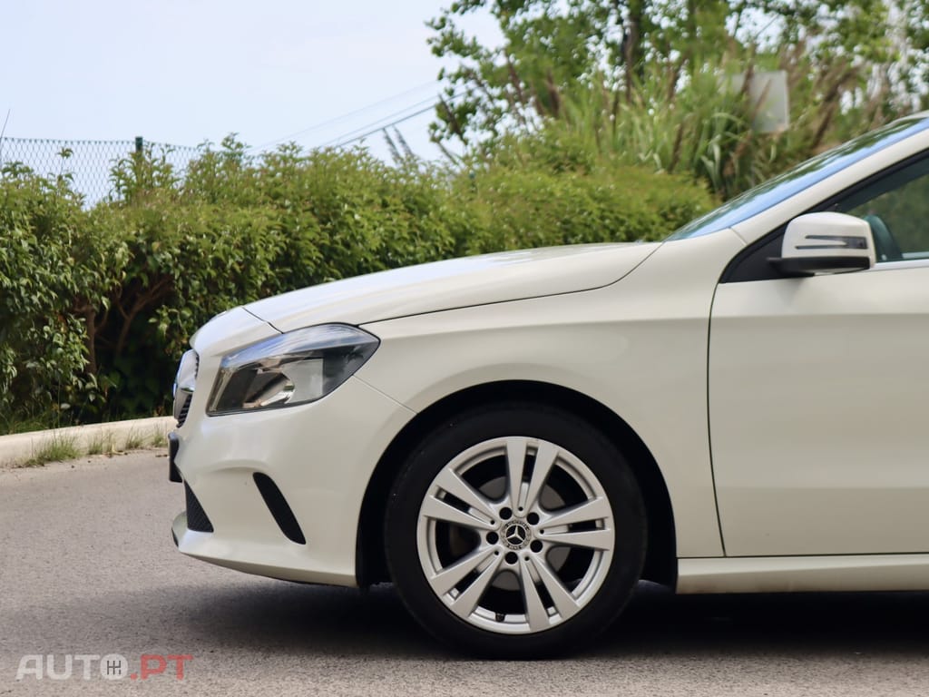 Mercedes-Benz A 180 d Style Plus Aut.