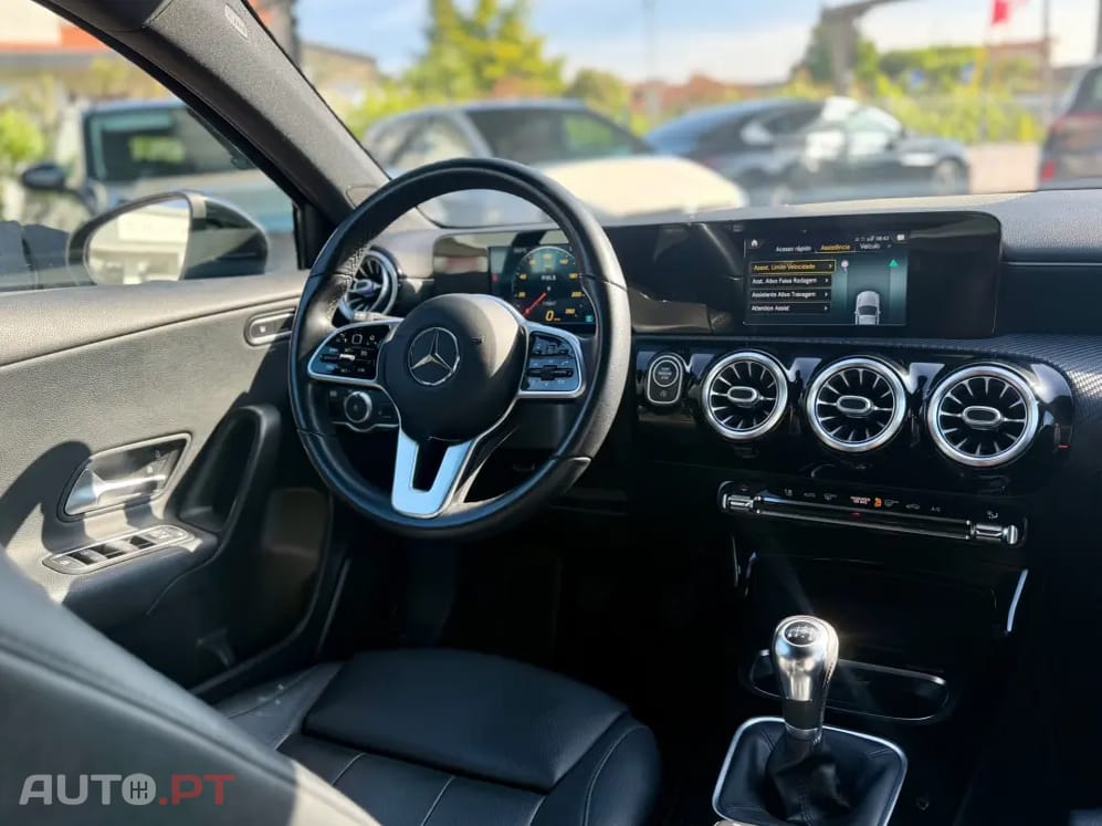 Mercedes-Benz A 180 d Business Solutions