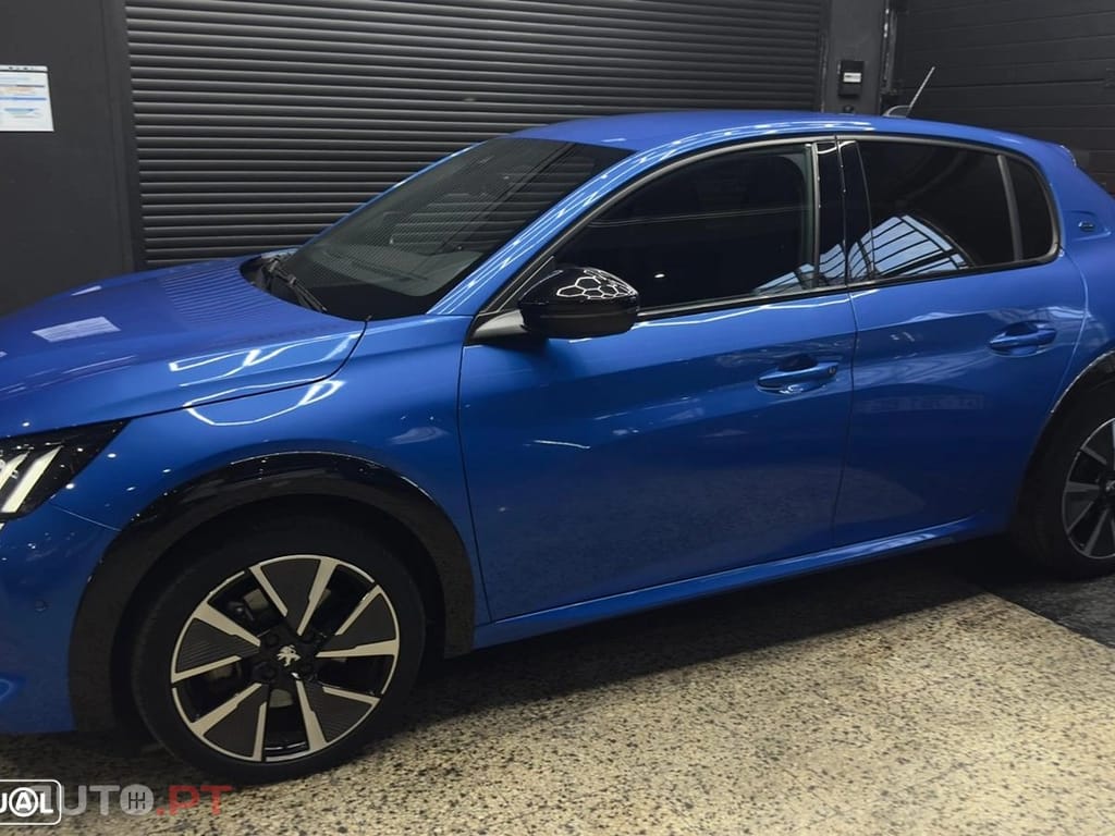 Peugeot E-208 GT Pack