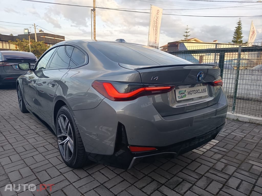 BMW i4 eDrive35