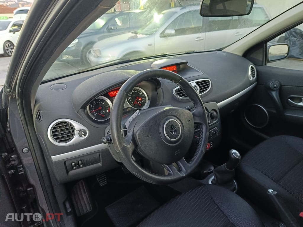Renault Clio 1.2 16V Dynamique S