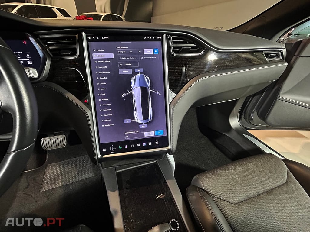 Tesla Model S 75D