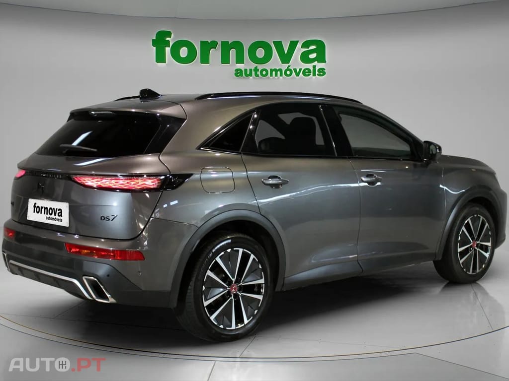 DS DS7 E-Tense 4x4 Performance Line +