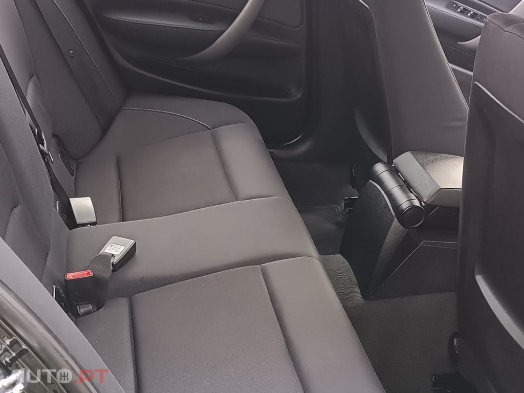 BMW 118 D