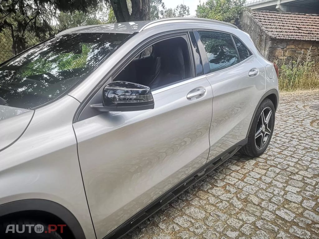 Mercedes-Benz GLA 180 CDI AMG Line — fotografia 22