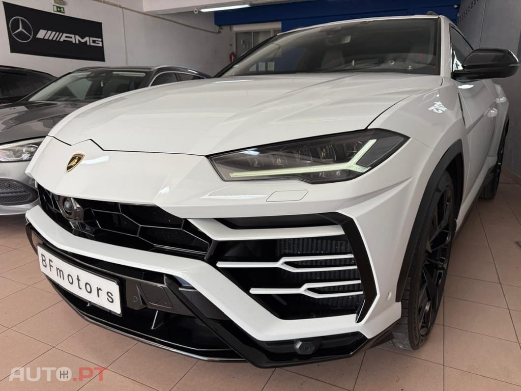 Lamborghini Urus 4.0 V8
