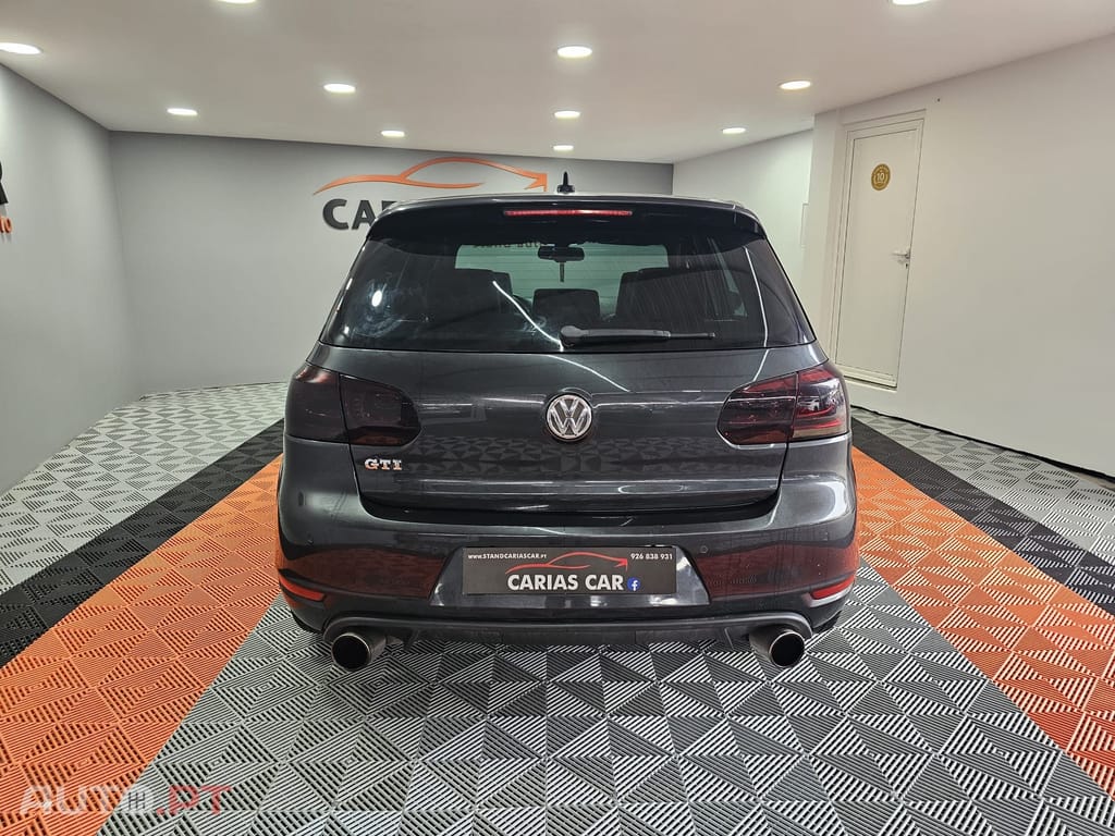 Volkswagen Golf 2.0 GTI DSG