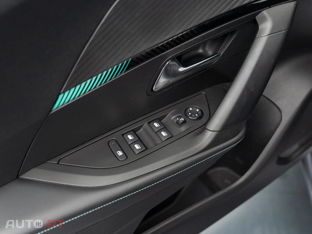 Peugeot 2008 1.5 BlueHDi Allure