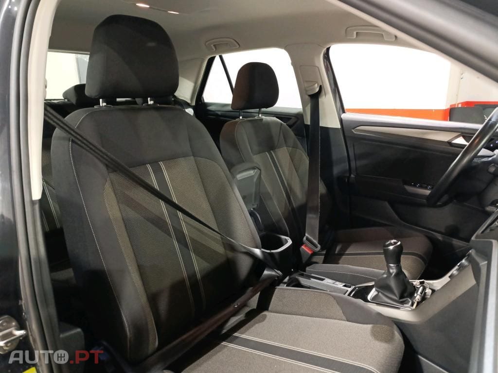 Volkswagen T-Roc 1.0 TSI Life
