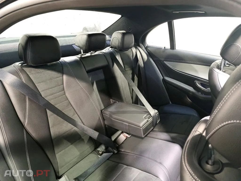 Mercedes-Benz E 300 de AMG Line