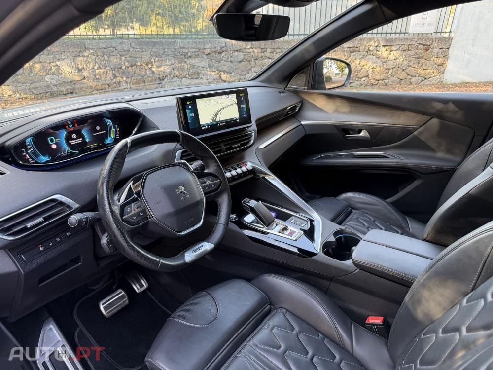 Peugeot 3008 1.6 Hybrid GT Pack e-EAT8