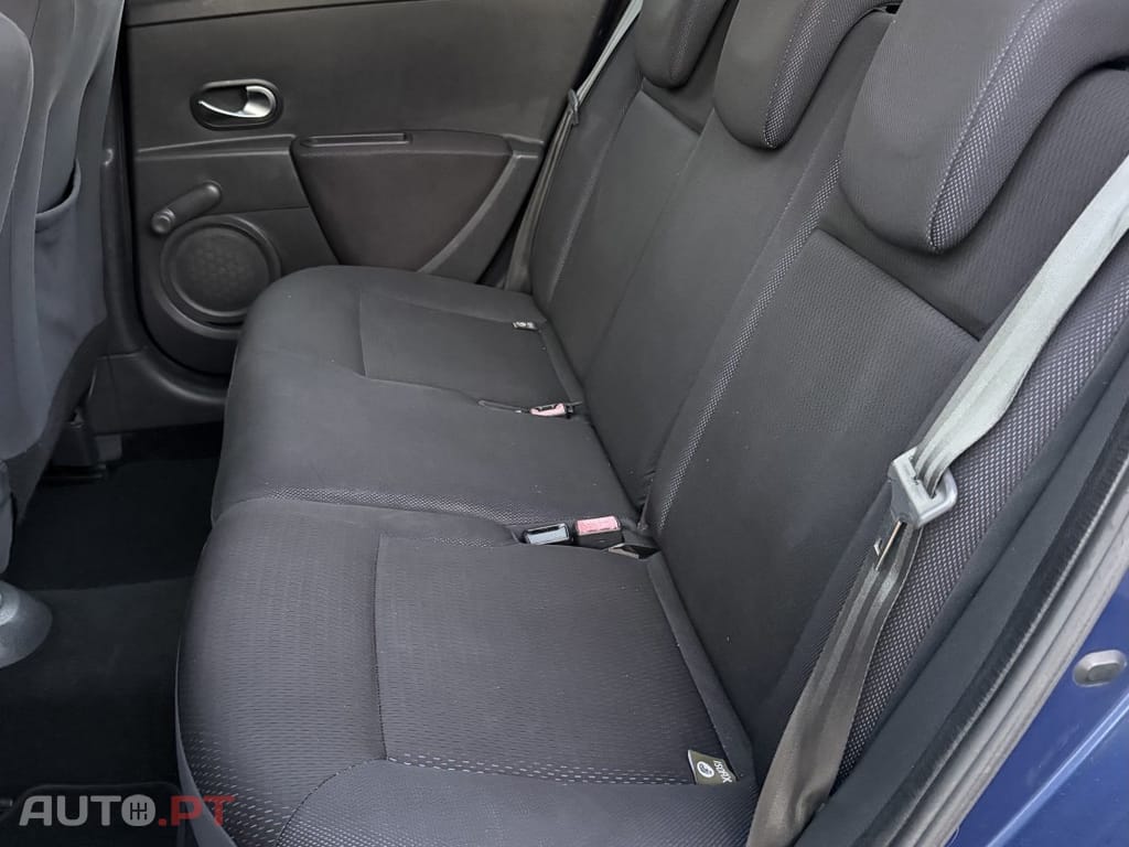 Renault Clio 1.2 16V Confort