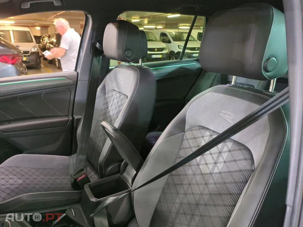 Volkswagen Tiguan 1.4 TSI eHybrid R-Line DSG