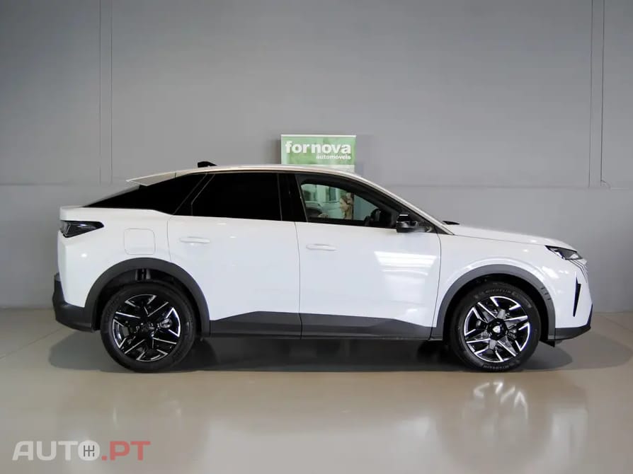 Peugeot 3008 1.2 Hybrid Allure e-DCS6