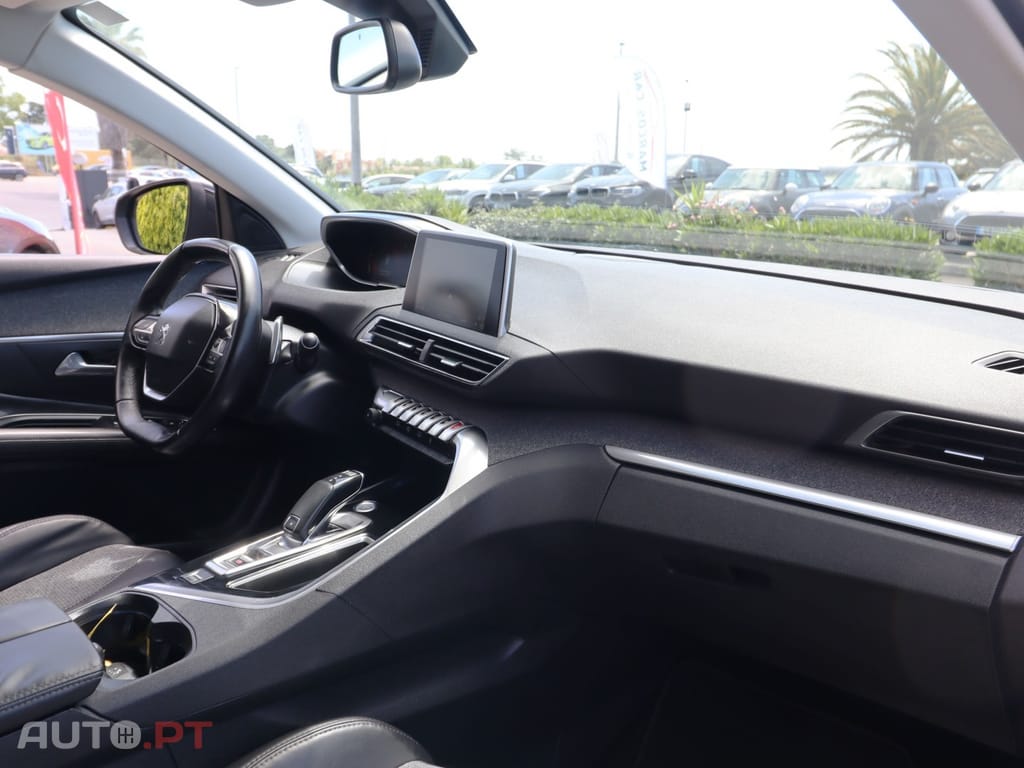 Peugeot 3008 1.6 BlueHDi Style EAT6