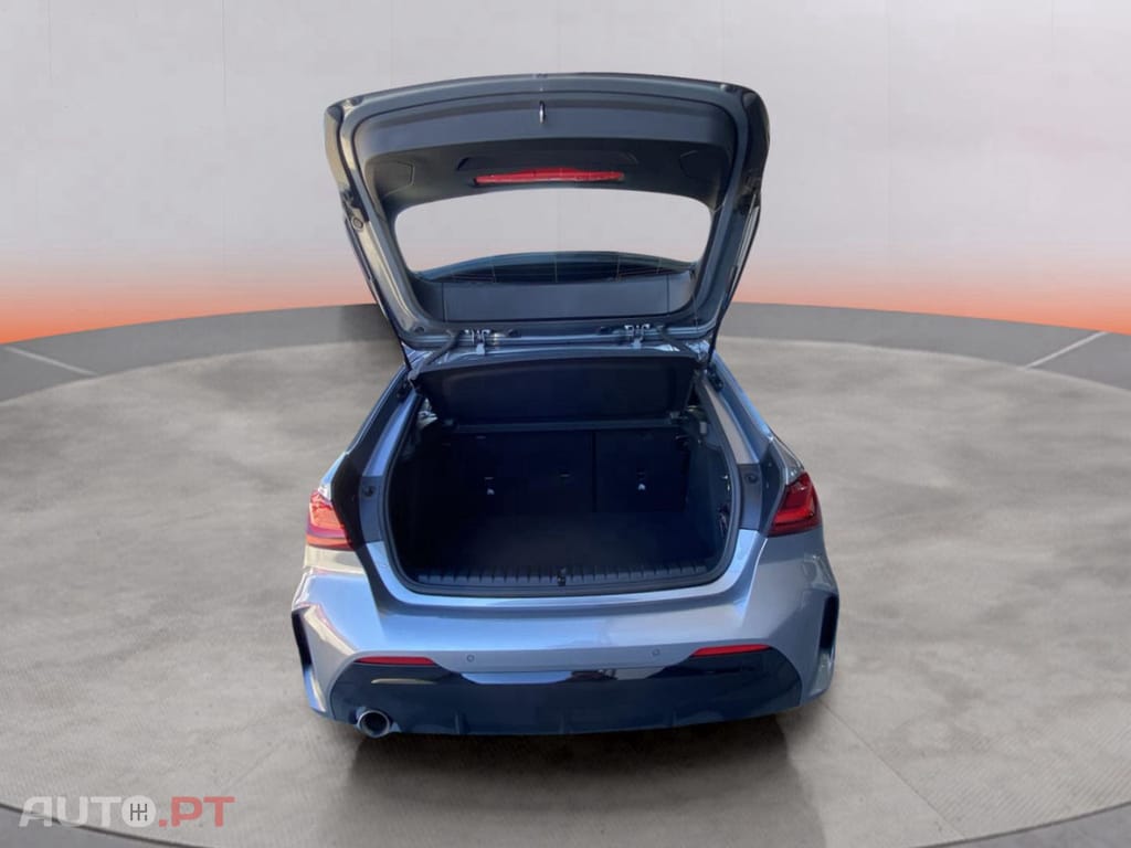 BMW 116 d Pack Desportivo M