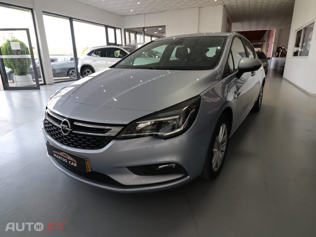 Opel Astra 1.6 CDTI Edition S/S — fotografia 3