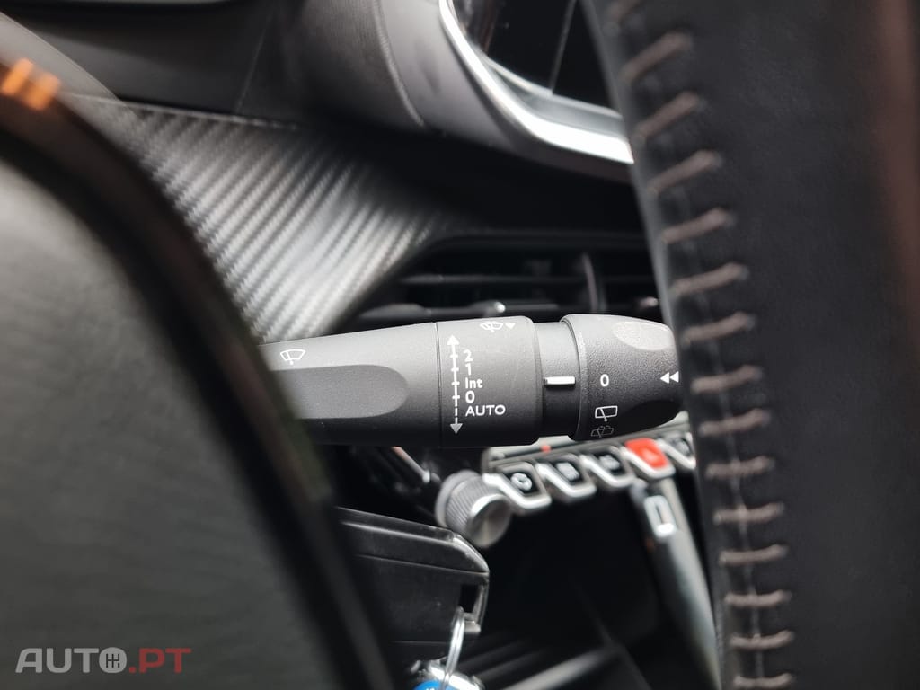 Peugeot 2008 1.2 PureTech Active Pack