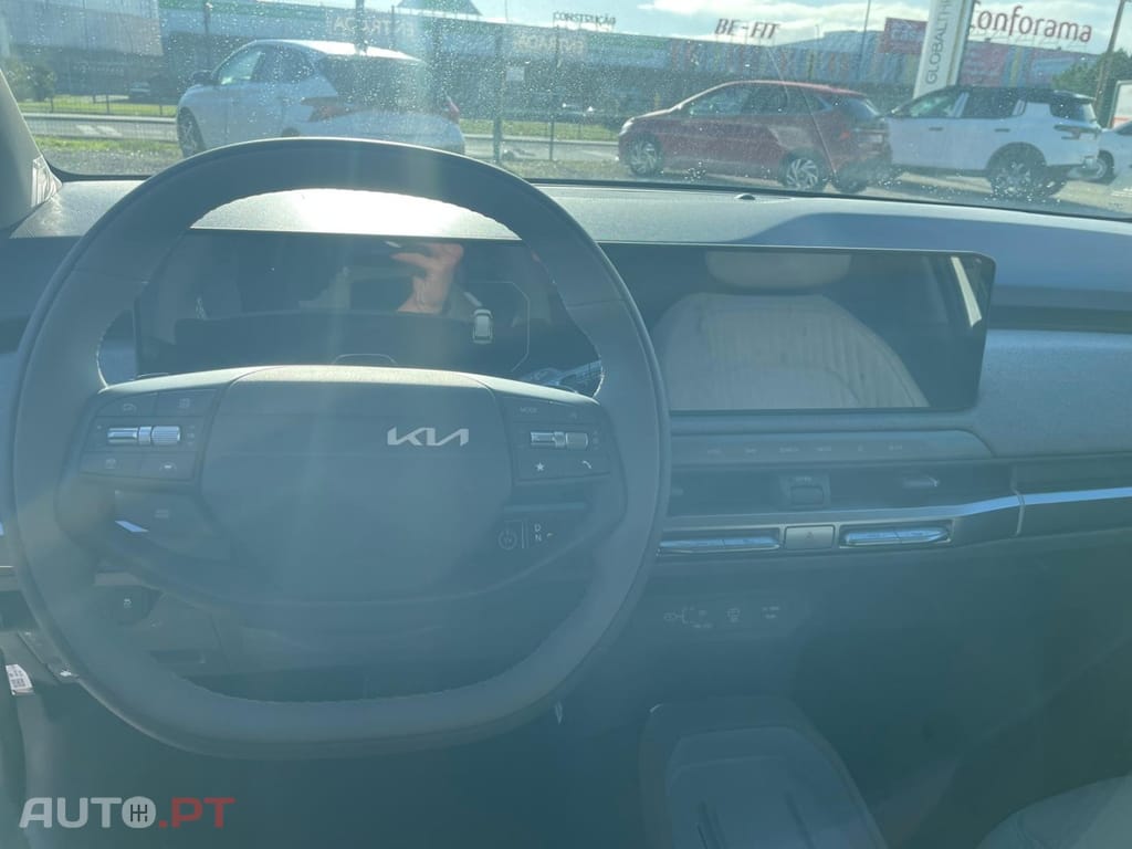 Kia EV3 58.3 kWh Drive