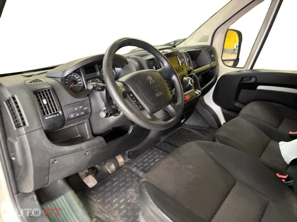 Peugeot Boxer 2.2 BlueHDi 333 L2H2