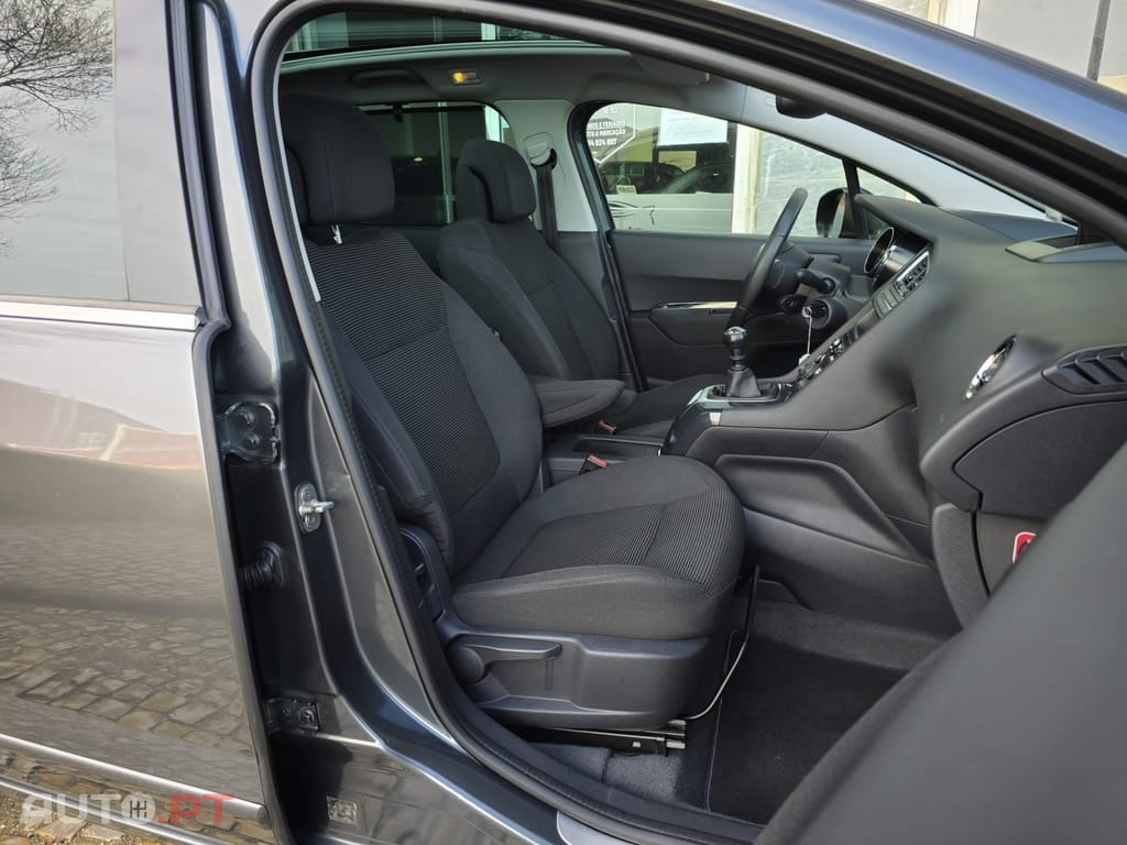 Peugeot 5008 1.2 PureTech Allure