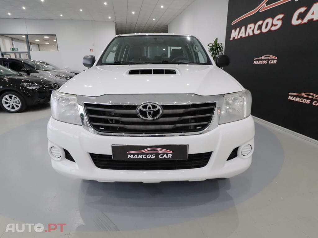Toyota Hilux 2.5 D-4D 4WD CD PM
