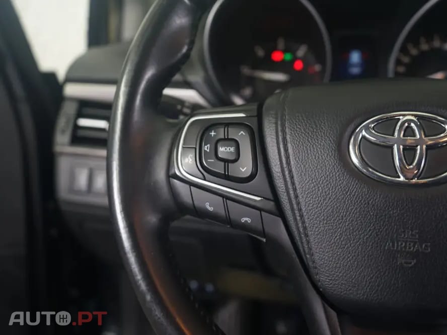 Toyota Avensis Touring Sports 2.0 D-4D Exclusive