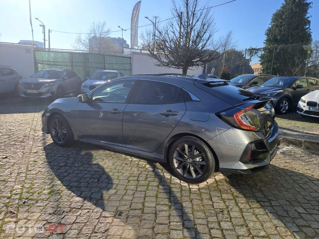 Honda Civic 1.0 i-VTEC Executive Premium CVT