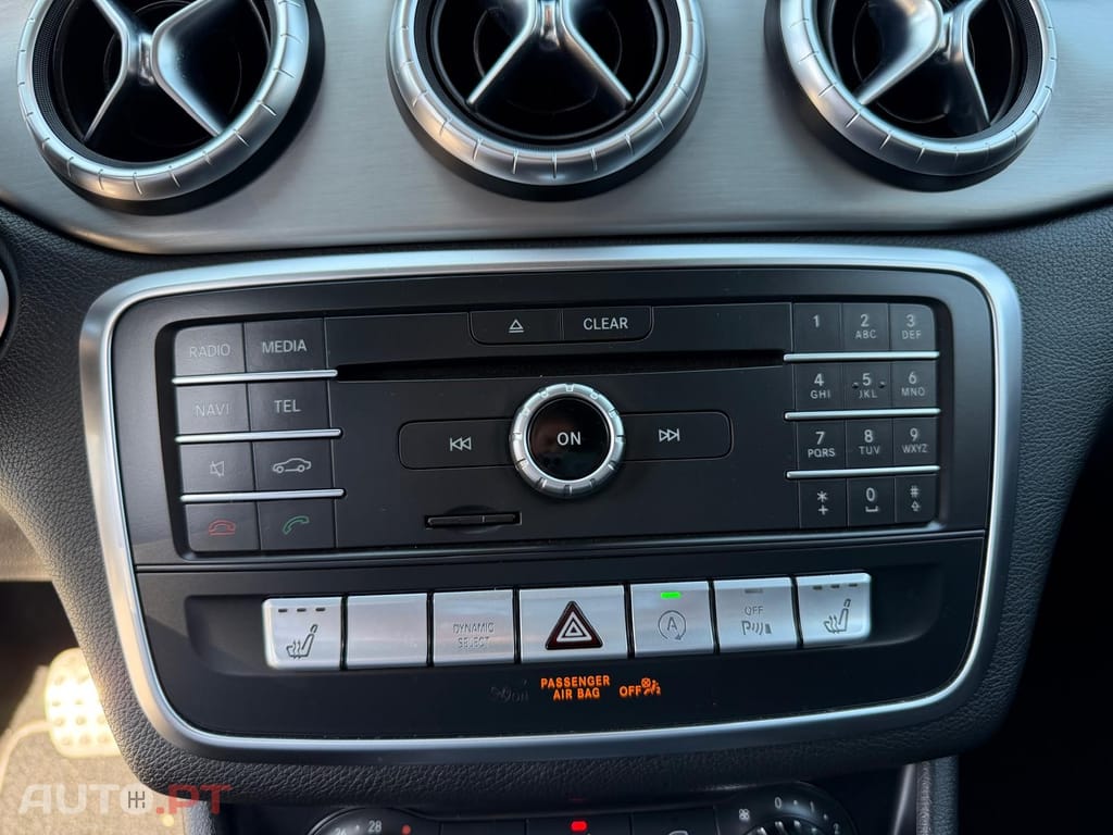 Mercedes-Benz CLA 220 d Shooting Brake AMG Line Aut.