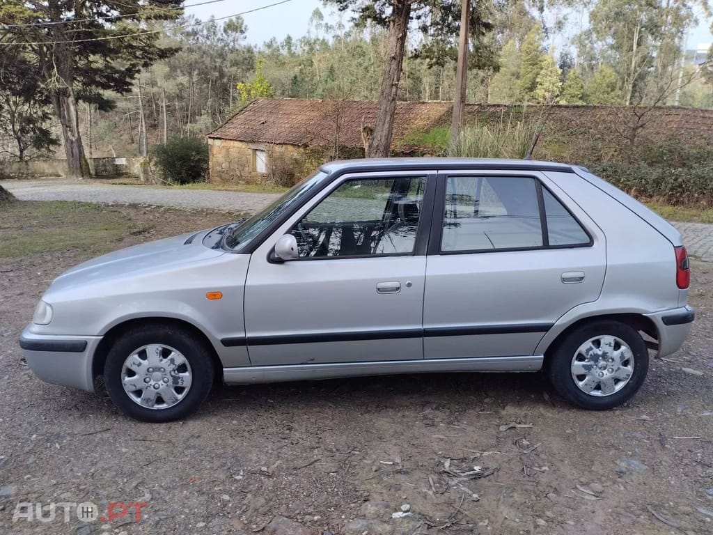 Skoda Felicia FELICIA VAN 1.9 GLX D - 5 Portas