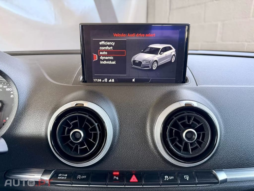 Audi A3 Sportback 2.0 TDI S tronic S line Sport Pack