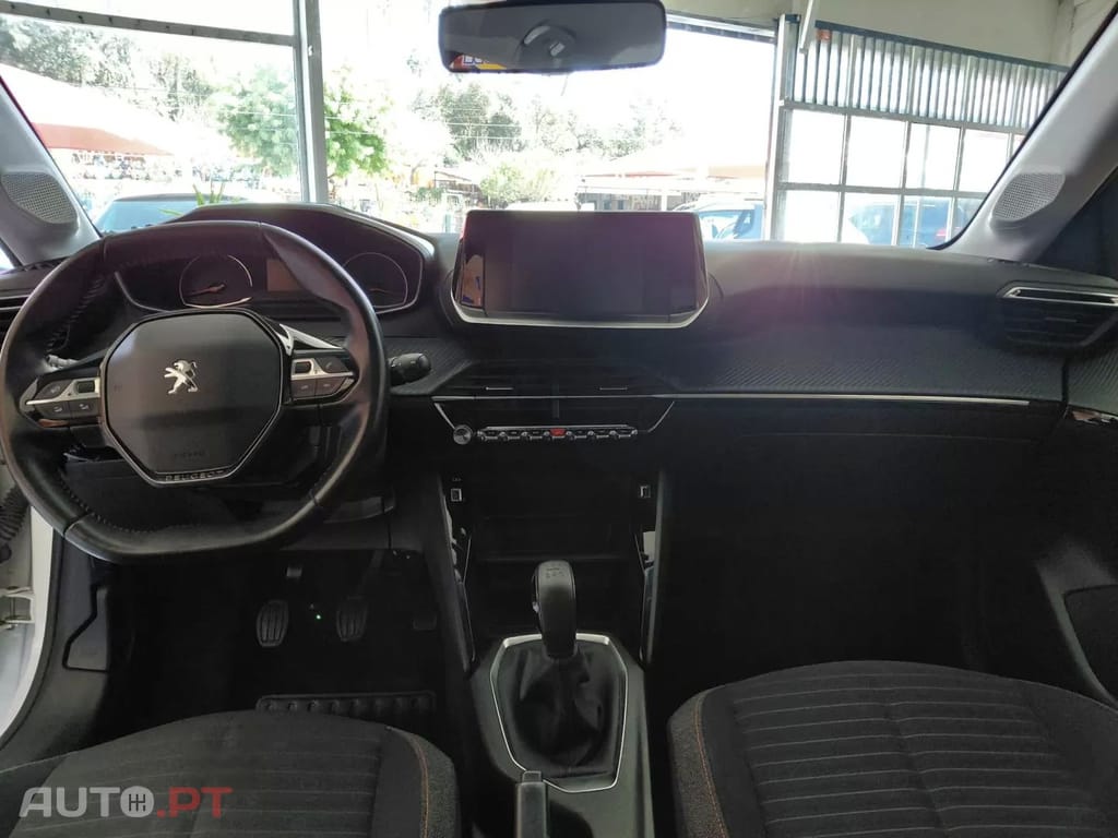 Peugeot 208 1.2 PureTech SE Style